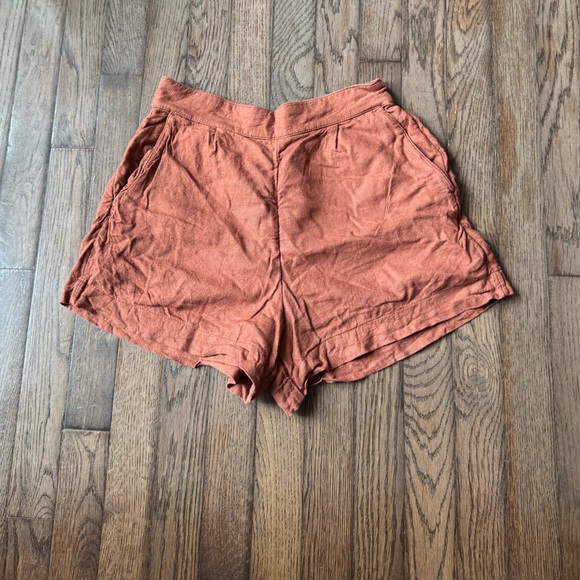 Abercrombie & Fitch High Waist Rust Linen Shorts - Picture 1 of 2
